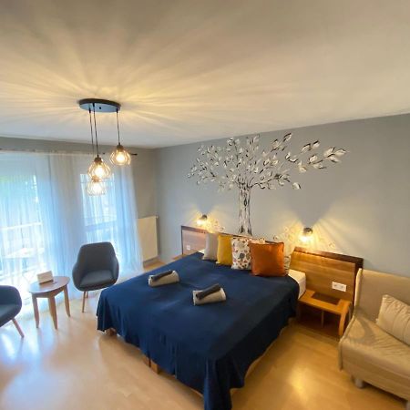 Tuenderpart Apartment Eger Bagian luar foto