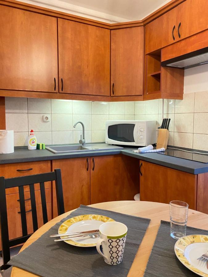 Tuenderpart Apartment Eger Bagian luar foto