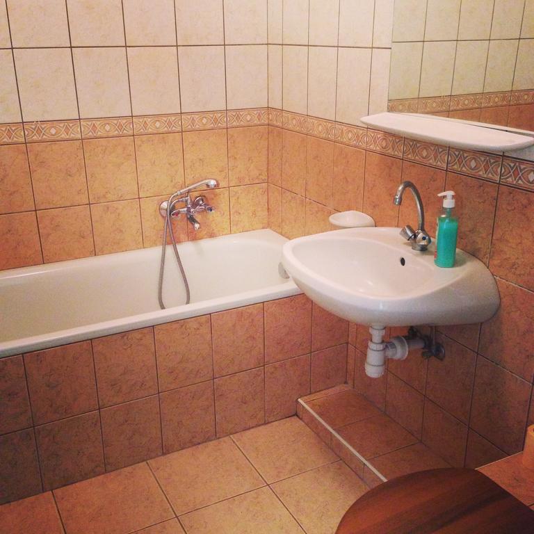 Tuenderpart Apartment Eger Ruang foto